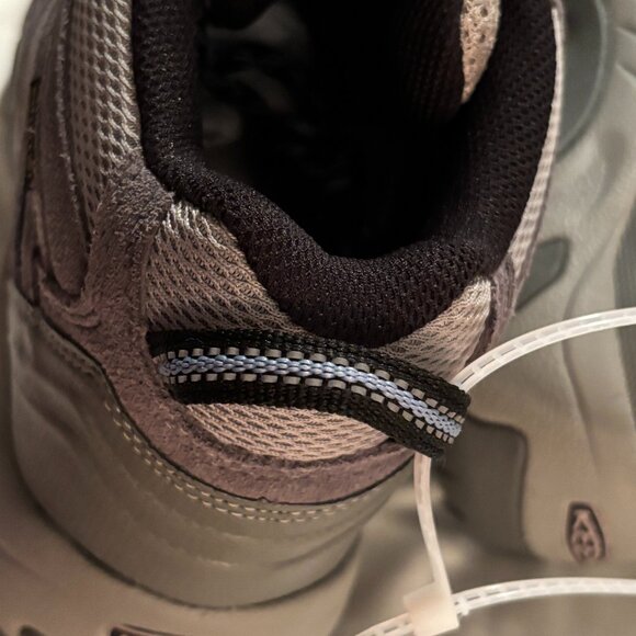 Keen Headout Waterproof Hiking BootποΈπ₯ΎπΆββοΈπΆπ½ββ‘οΈπΆπΏπΆββοΈπΆπ»ββοΈββ‘οΈπΆπΌββοΈ - Picture 2 of 7